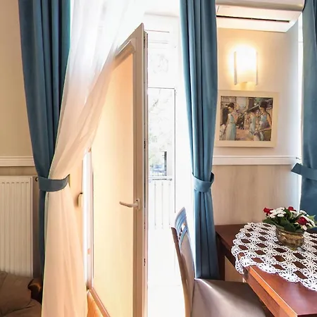 Kajzer Apartmanhotel