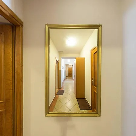 Apartmanhotel Kajzer 4*