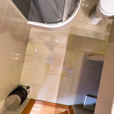 Kajzer Apartmanhotel