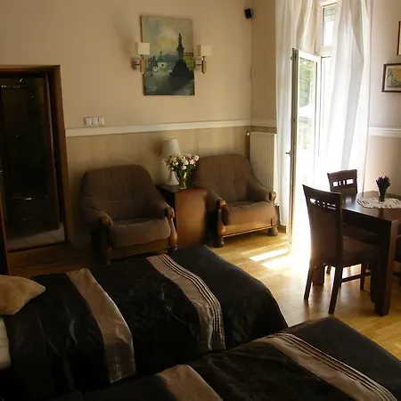 Kajzer Apartmanhotel