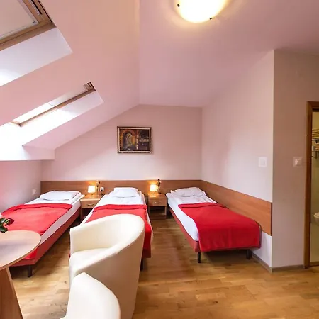 Kajzer Apartmanhotel