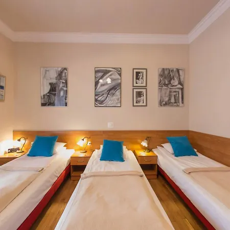 Kajzer Apartmanhotel