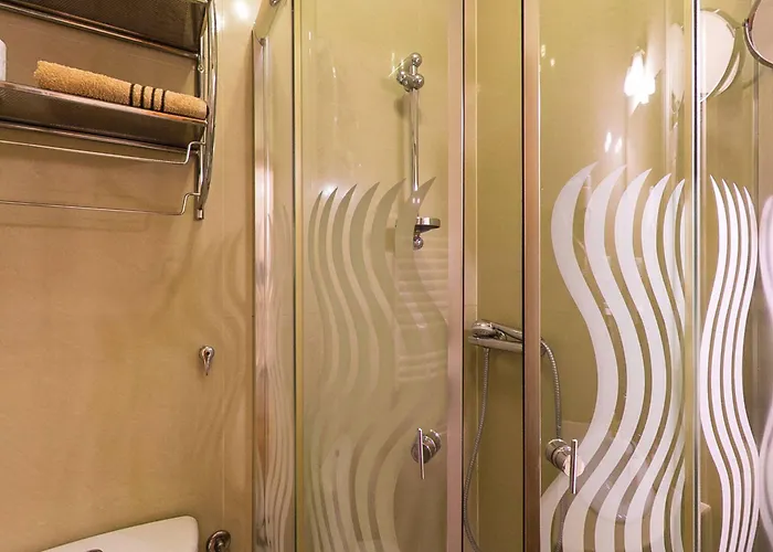 Kajzer Aparthotel 4*