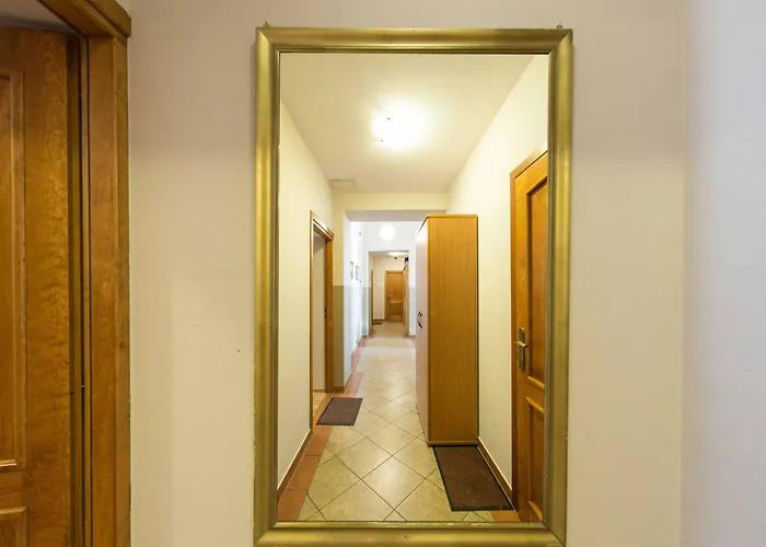 Aparthotel Kajzer 4*